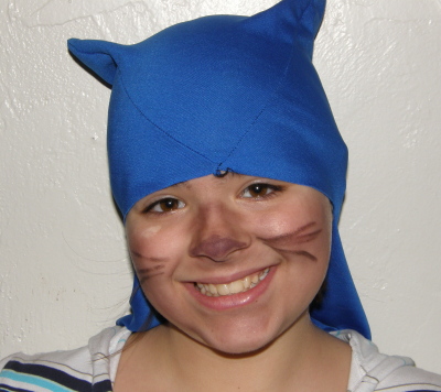 Yes…that IS a stretchy book cover!