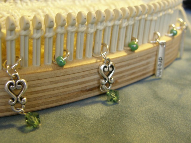 fine-gauge-loom-jewels